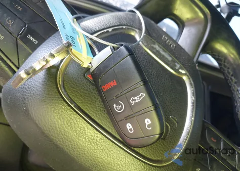 2021 Dodge Challenger R/T из США, поврежденный, VIN 2C3CDZBT4MH590612